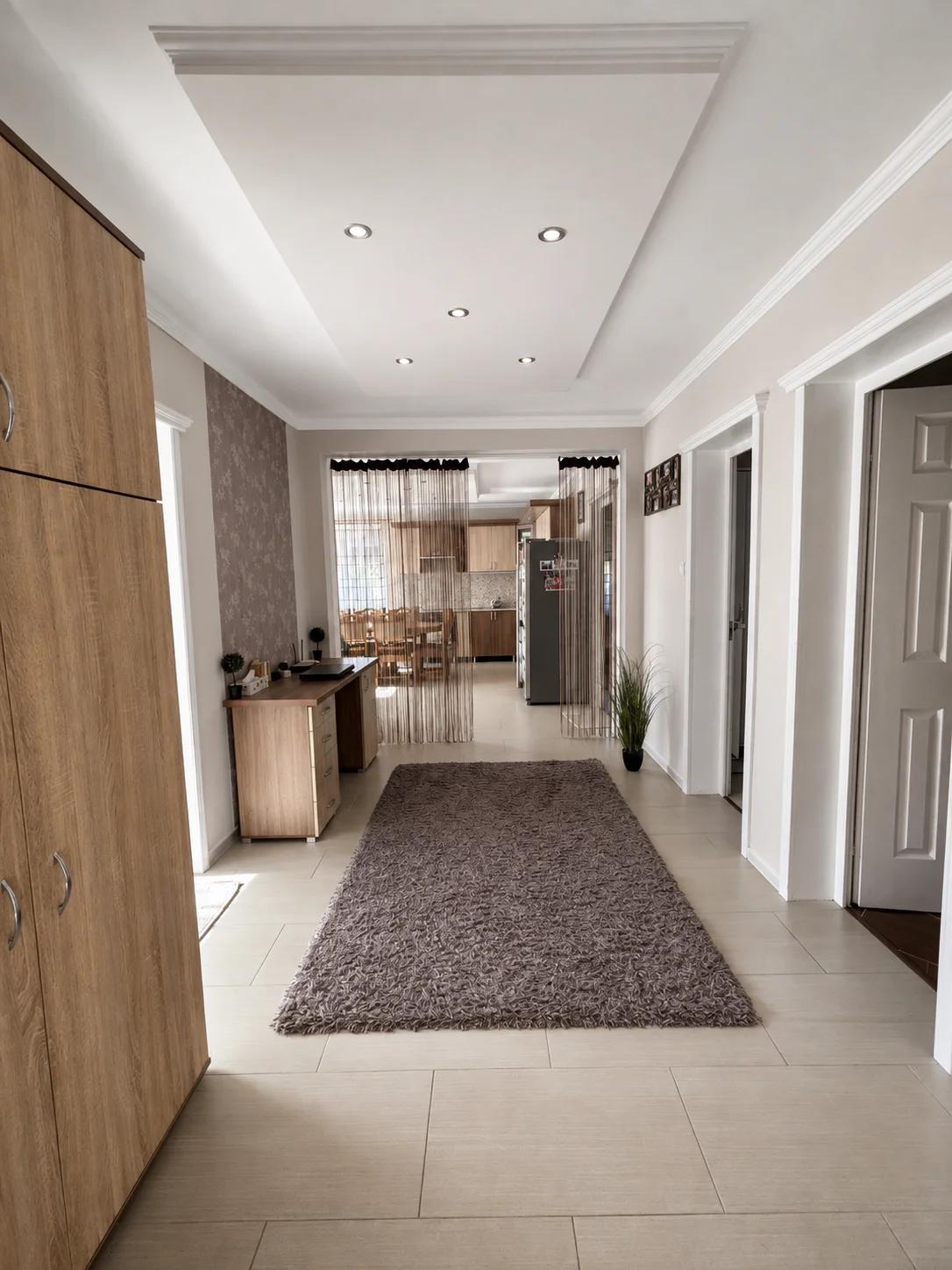 Tágas, teljes körűen felújított családi ház 1100 m²-es saroktelken, melléképületekkel – Hajdúsámson